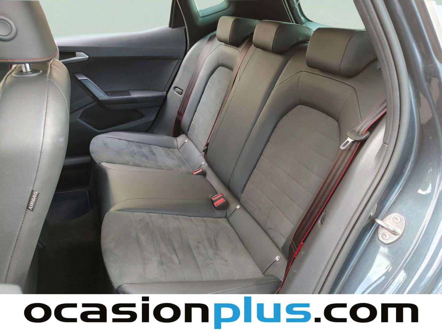 Foto asientos traseros Seat Arona Seat Arona 1.5 TSI S&S FR XL DSG (150 CV)