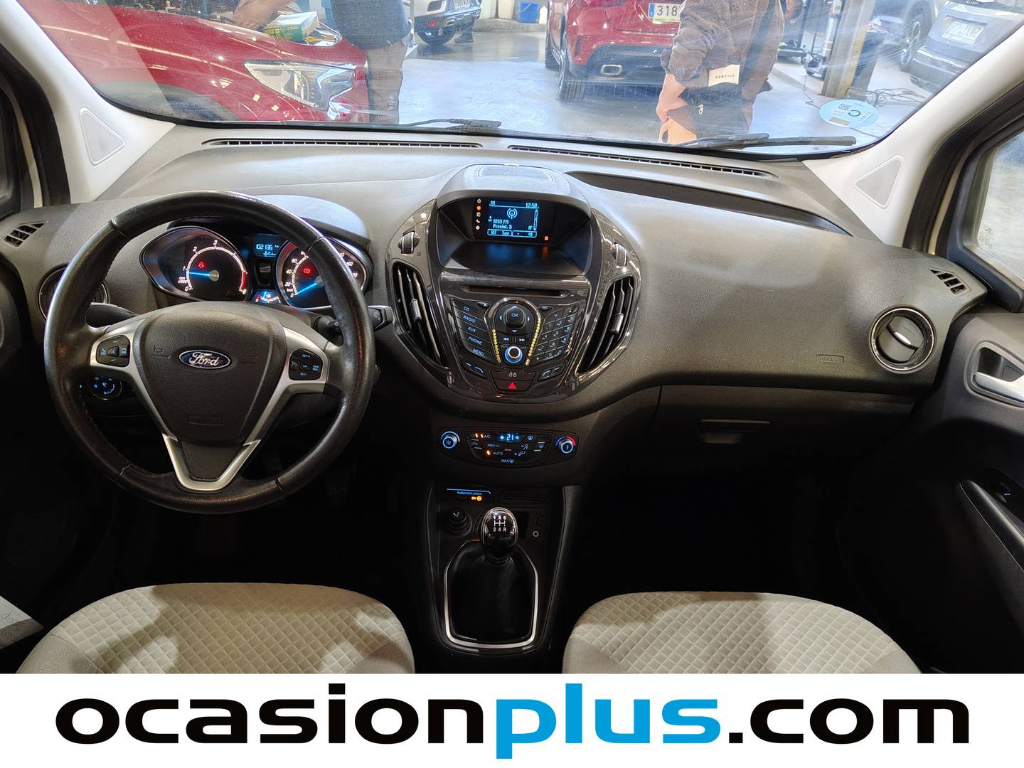 Ford Tourneo Courier Ford Tourneo Courier 1.5 TDCi Titanium (95 CV) de ocasión