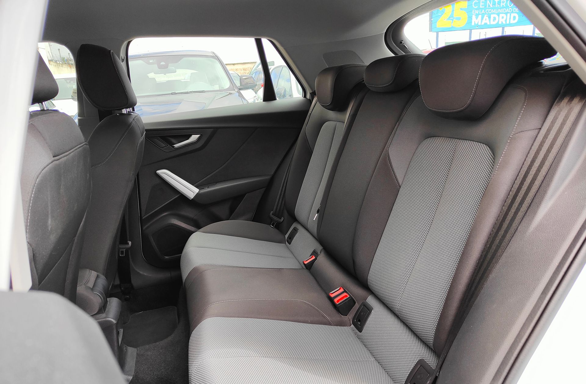 Audi Q2 Design 30 TFSI - foto 11