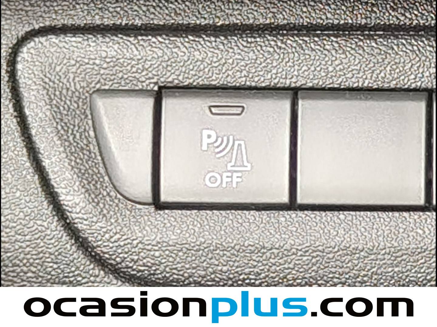 Equipamiento del Peugeot 208 Peugeot 208 PureTech Signature (82 CV)