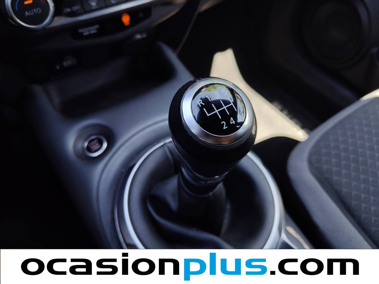 Nissan JUKE Nissan Juke DIG-T N-Connecta 4x2 (114 CV) de segunda mano