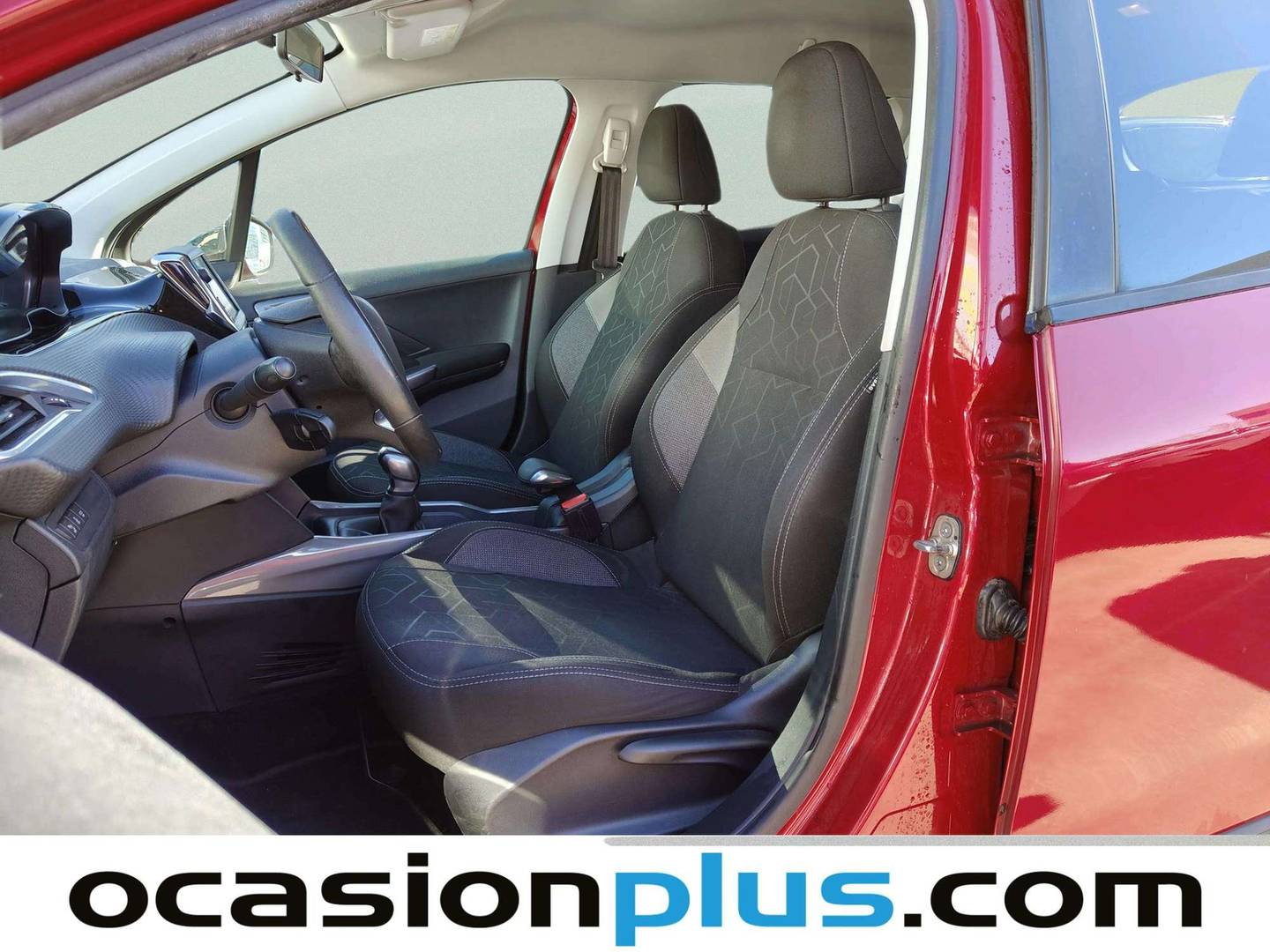 Foto asientos delanteros Peugeot 2008 Peugeot 2008 PureTech 110 S&S Style (110 CV)