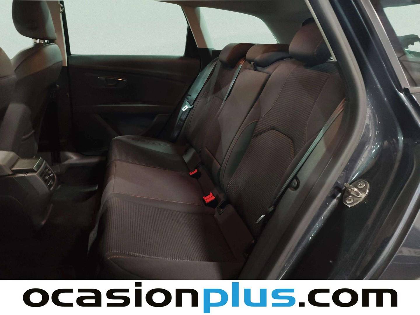 Foto asientos traseros Seat León Seat León ST 1.5 EcoTSI S&S FR Edition (130 CV)