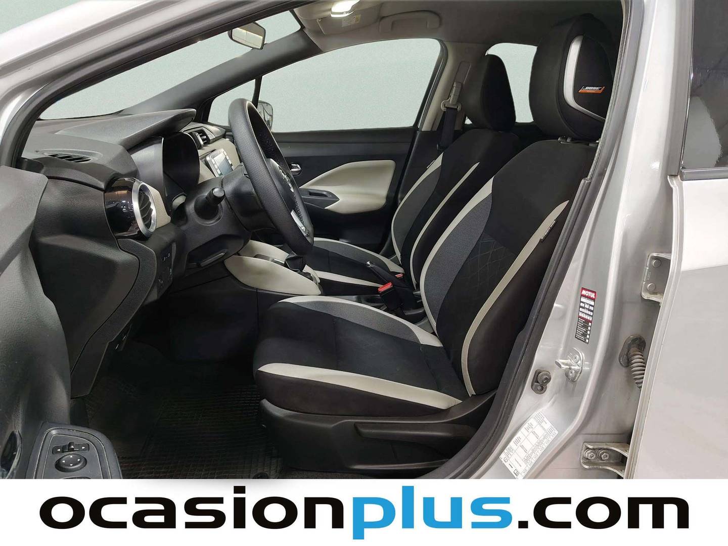 Foto asientos delanteros Nissan Micra Nissan Micra IG-T N-Connecta (100 CV)