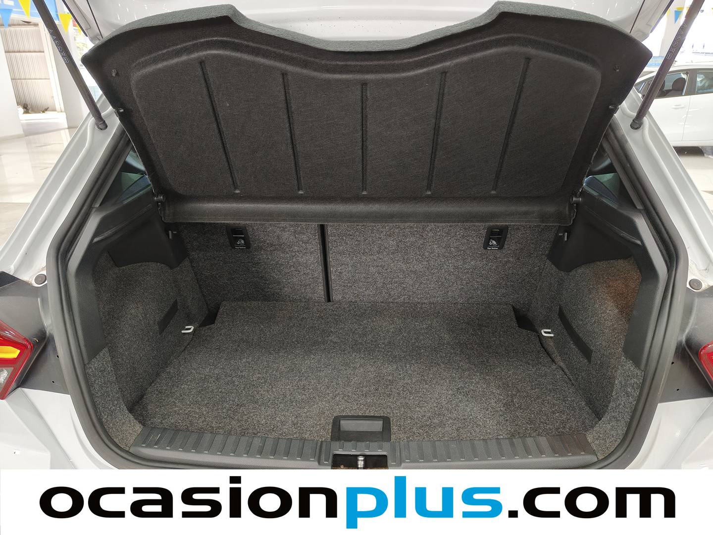 Fotos maletero Seat Ibiza Seat Ibiza 1.0 TSI S&S FR XL (110 CV)