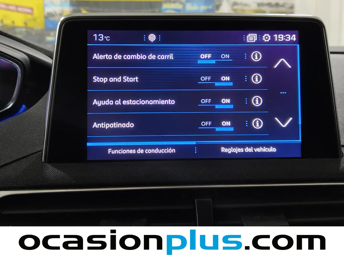 Foto Peugeot 3008 Peugeot 3008 BlueHDI 130 S&S GT Line EAT8 (130 CV)