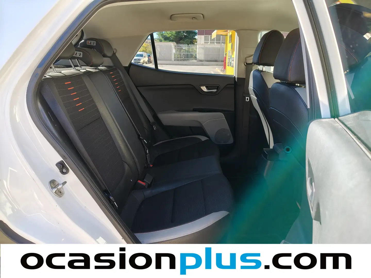 Foto KIA Stonic Kia Stonic 1.0 T-GDi Drive DCT (120 CV)