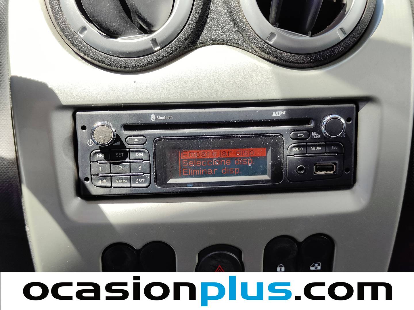 Extras y acabados del Dacia Sandero Dacia Sandero 1.2 16v Laureate Music (75 CV)