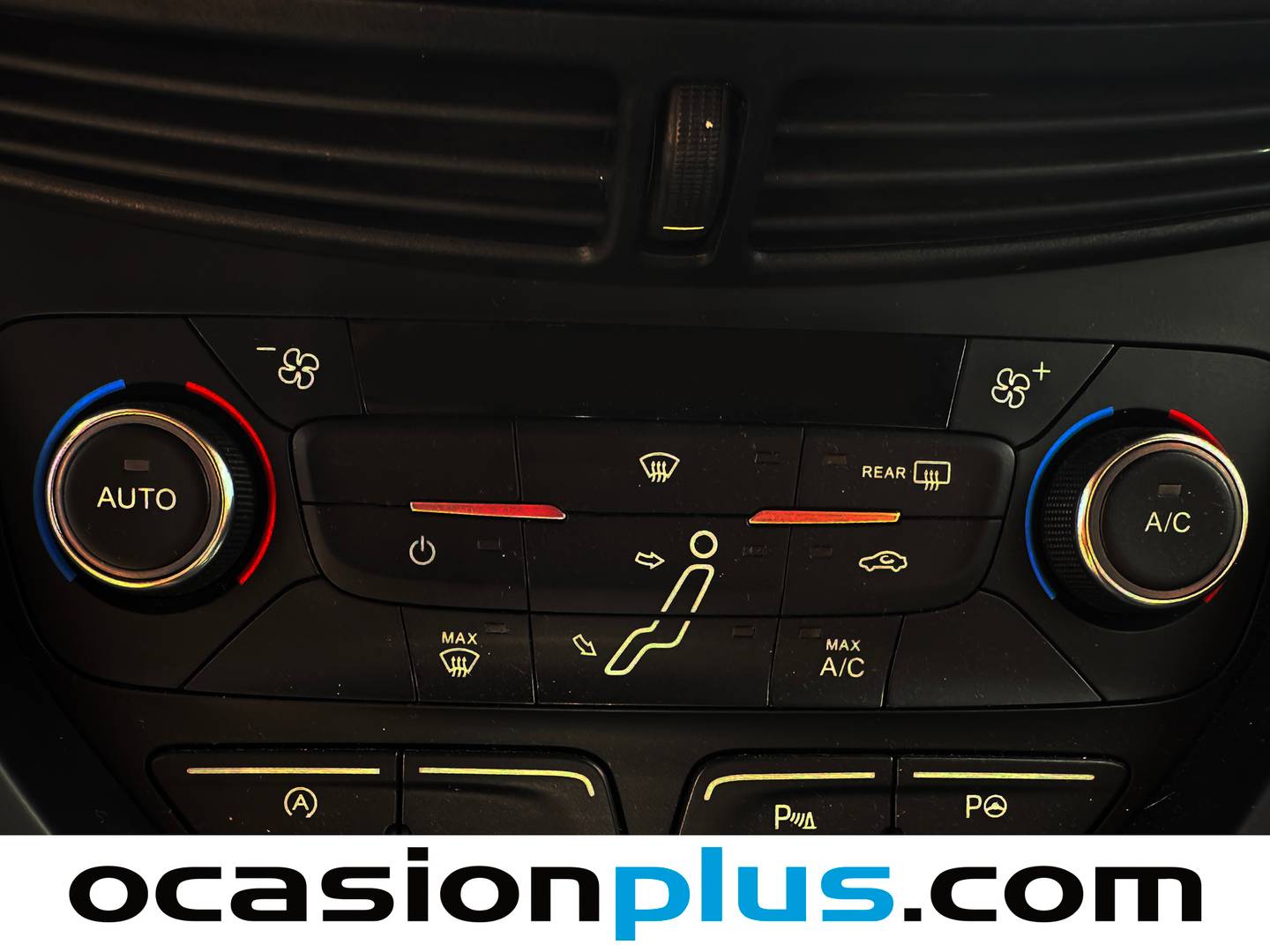 Paquetes del Ford Grand C-Max Ford Focus C-Max 1.5 TDCi Titanium (120 CV) 7 Plazas