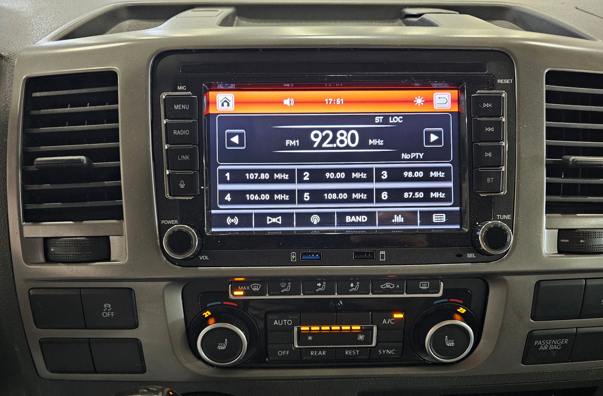 Volkswagen Caravelle Comfortline Edition 2.0 TDI BMT Corto DSG - foto 31