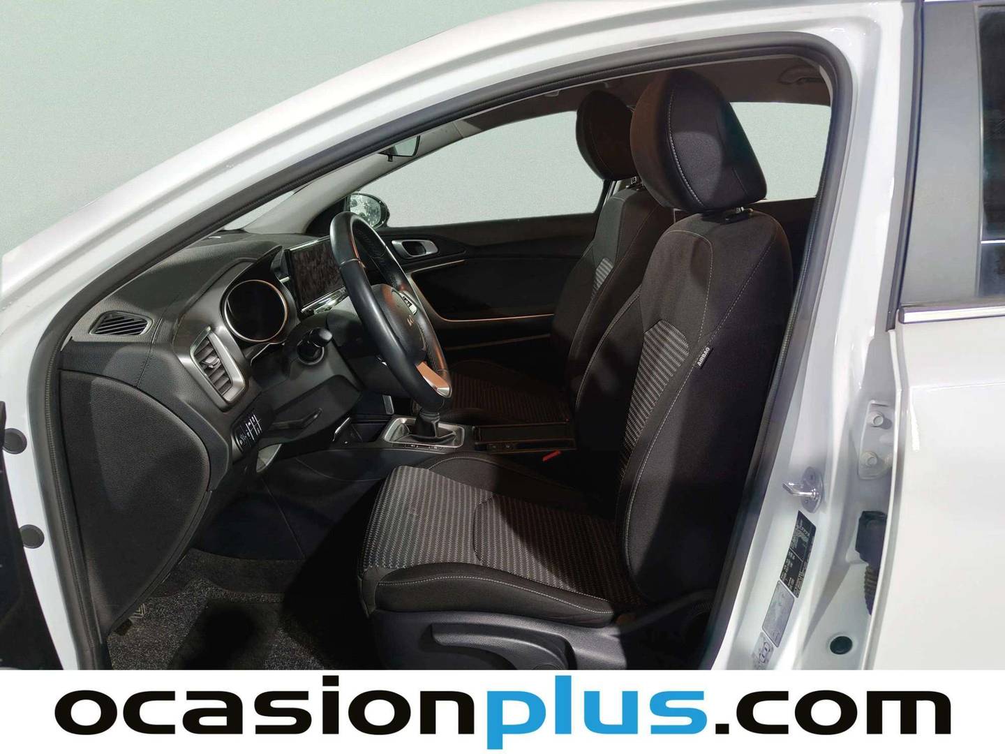Foto asientos delanteros KIA XCeed KIA XCeed 1.0 T-GDi Drive (100 CV)