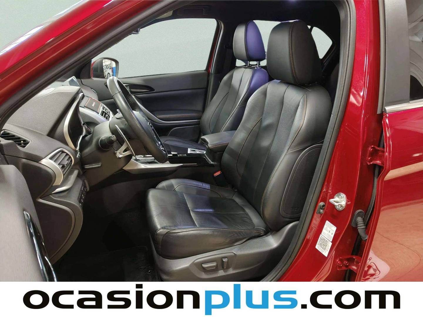 Foto Mitsubishi Eclipse Cross Mitsubishi Eclipse Cross 150T Kaiteki 4WD CVT (163 CV)