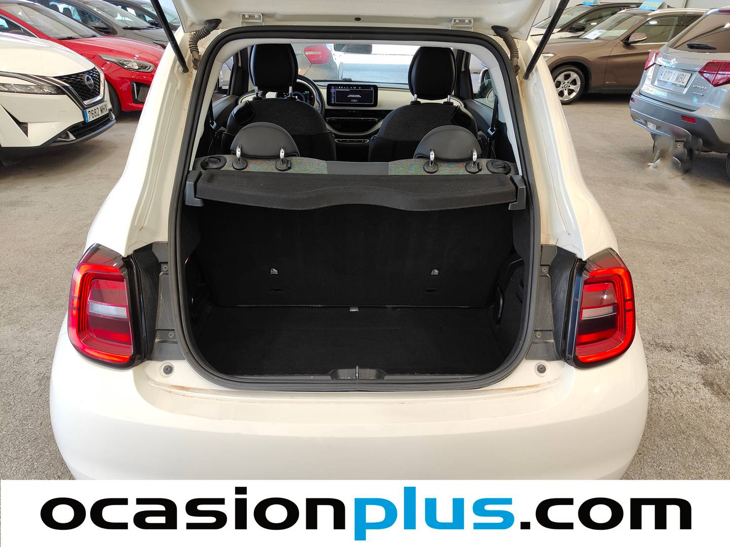 Fotos maletero Fiat 500 Fiat 500 Electrico Icon Hb 320km (118 CV)