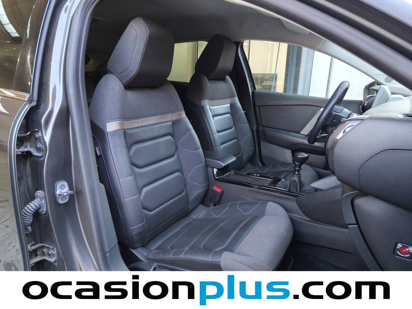 Foto Citroën C4 Citroen C4 PureTech 130 S&S Shine (130 CV)