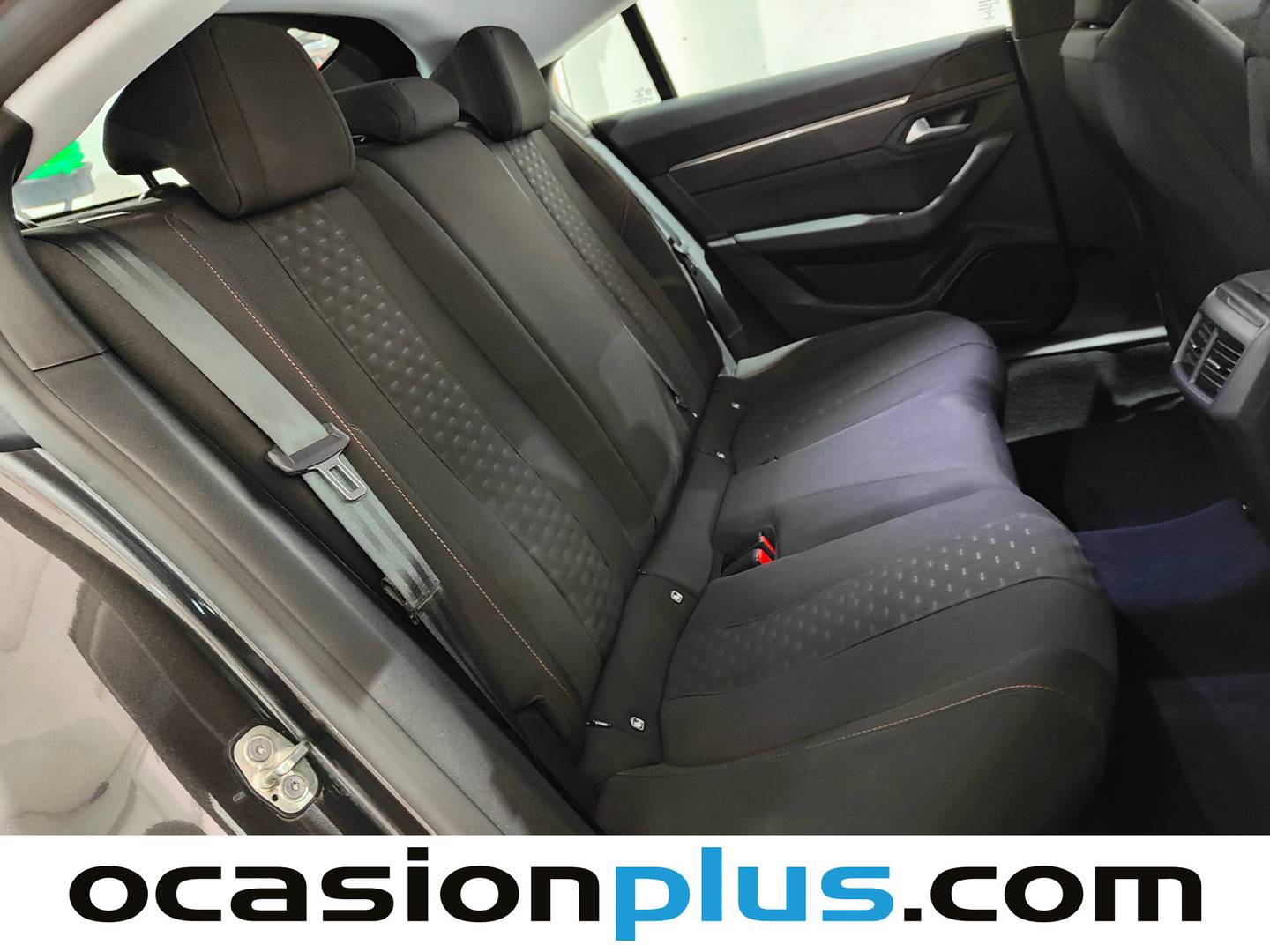 Foto Peugeot 508 Peugeot 508 PureTech 130 Active Pack EAT8 (130 CV)