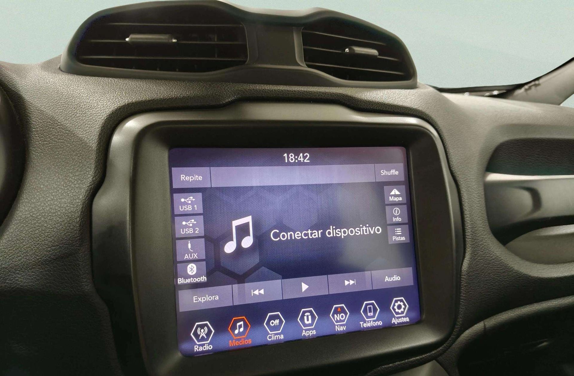 Jeep Renegade 1.0G Night Eagle II 4x2 - foto 28