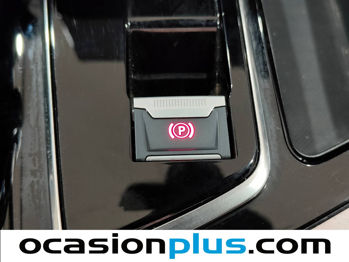 Foto Peugeot 3008 Peugeot 3008 PureTech 130 S&S GT EAT8 (130 CV)