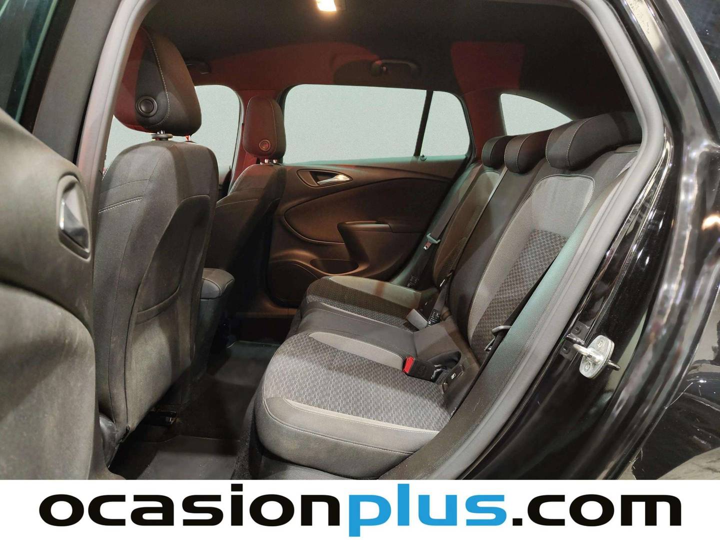 Foto asientos traseros Opel Astra Opel Astra Sports Tourer 1.5 D GS Line (122 CV)