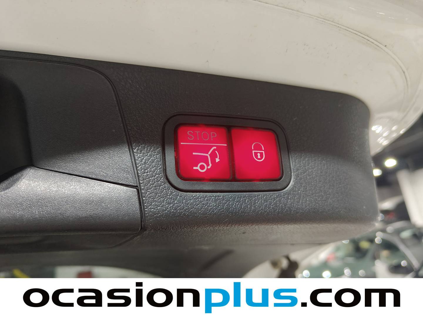 Foto Mercedes GLB Mercedes-Benz GLB 200 d (150 CV) Pack AMG