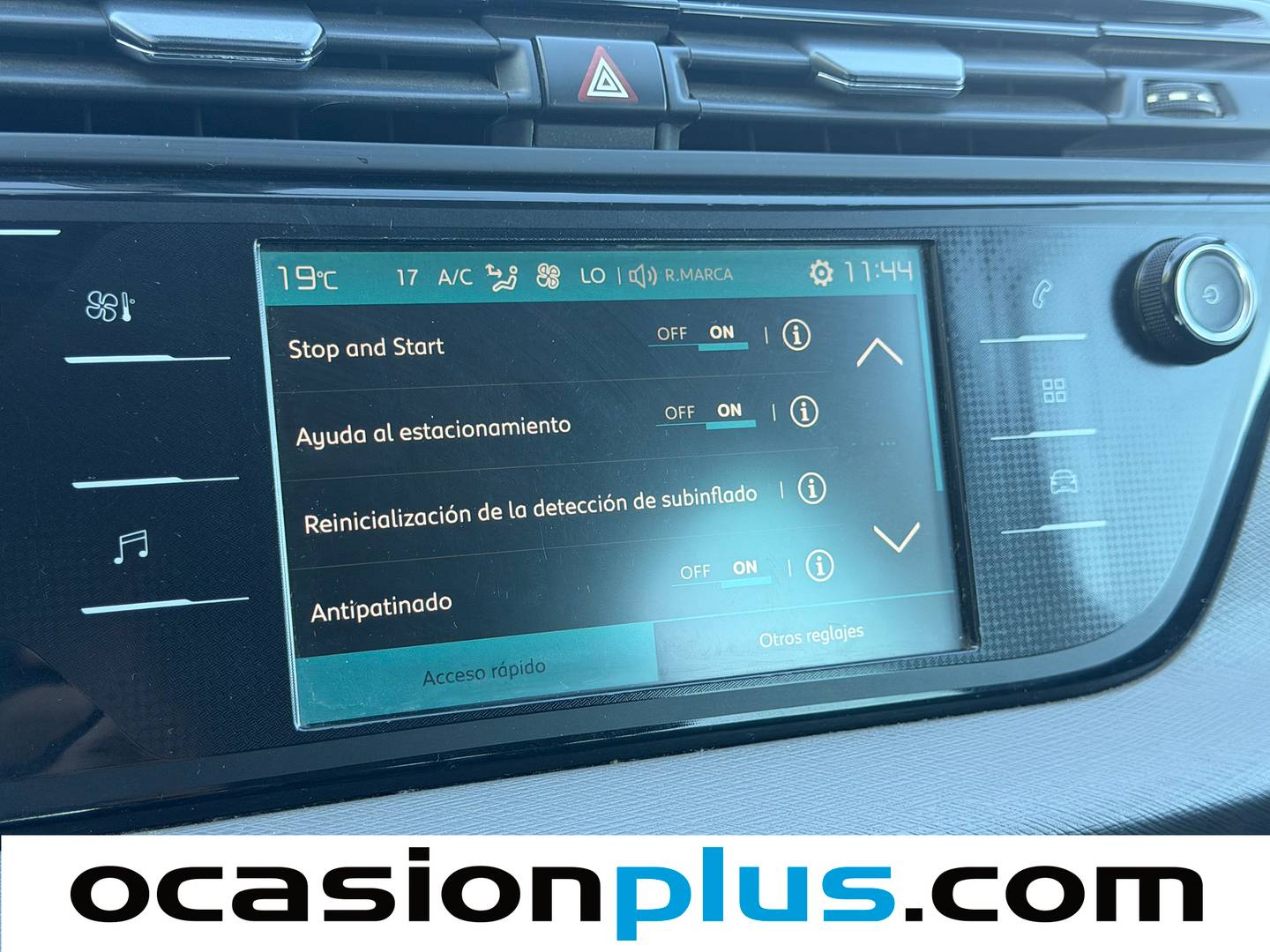 Equipamiento del Citroën Grand C4 Picasso Citroën Grand C4 Picasso PureTech 130 S&S 6v Live (130 CV) 7 plazas