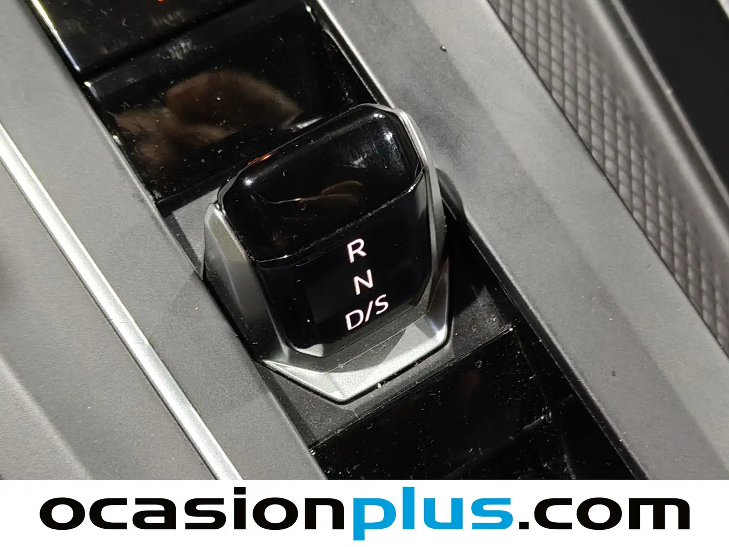 Foto Volkswagen Golf Volkswagen Golf R-Line 1.5 eTSI (150 CV) DSG