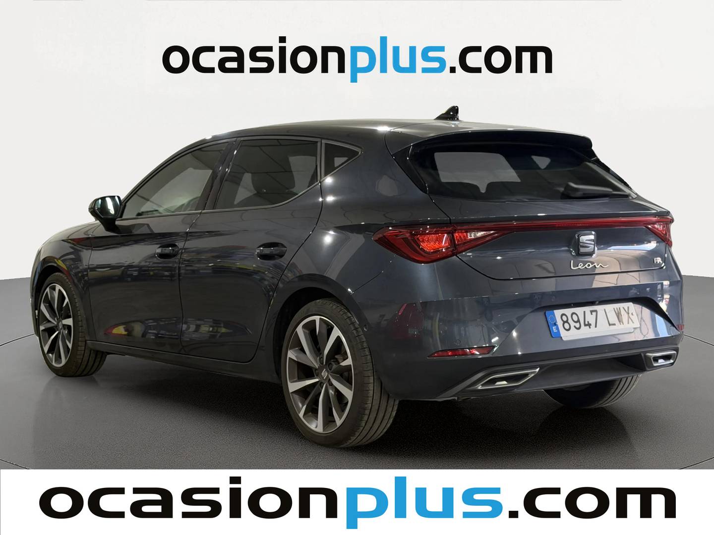 Foto trasera Seat León Seat León 1.5 eTSI S&S FR Go L DSG (150 CV) izquierda
