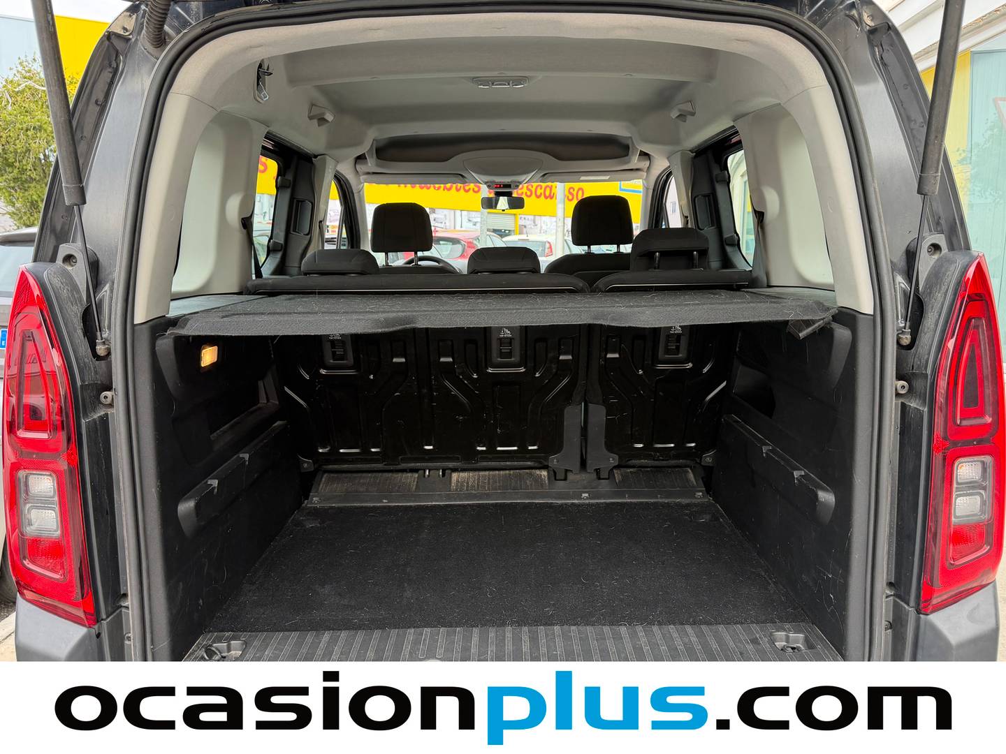 Foto Citroën Berlingo Citroen Berlingo BlueHDi 100 S&S Talla M Feel (102 CV)