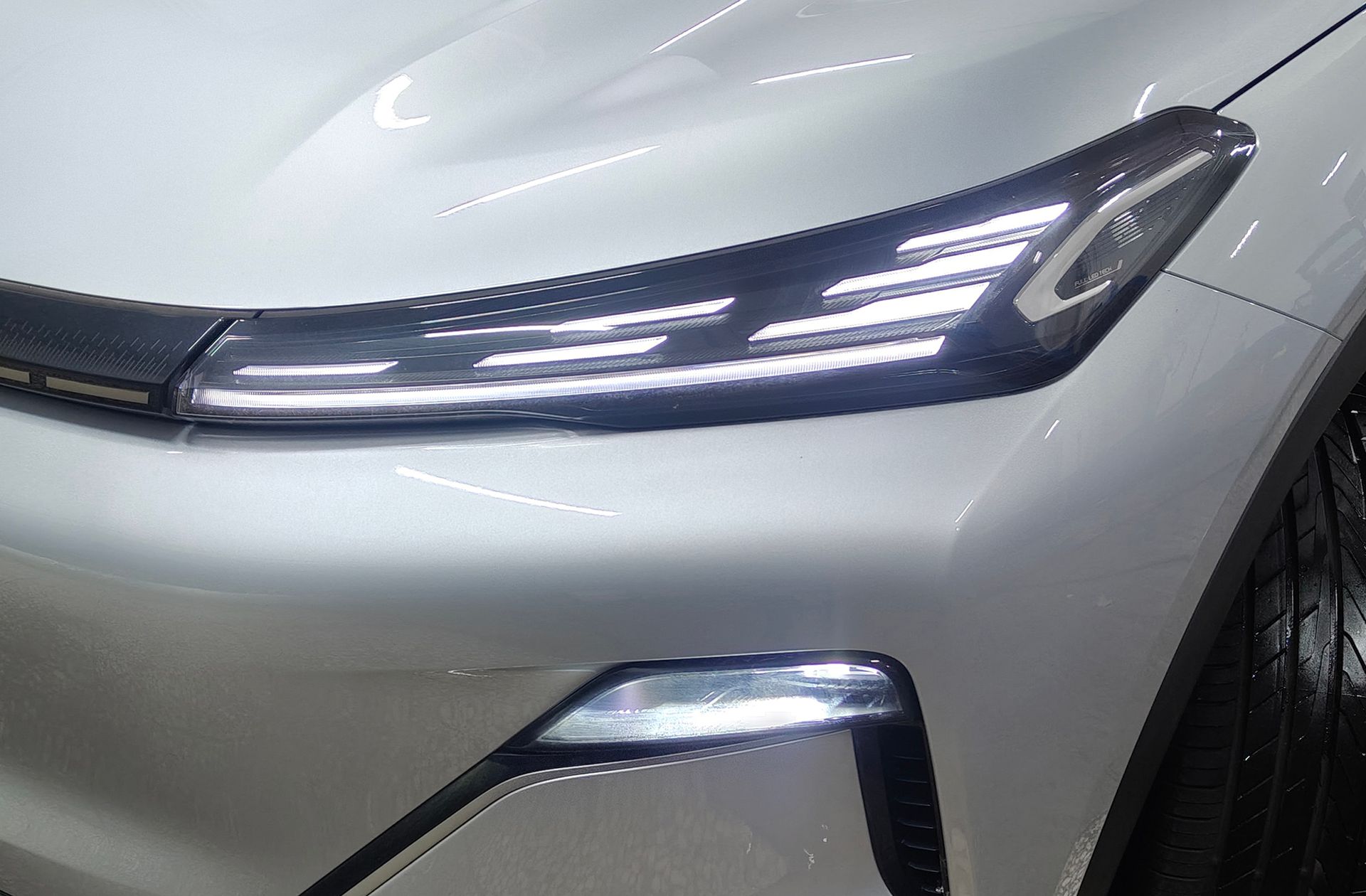 Geely Starray EM-i 1.5 PHEV Pro - foto 15