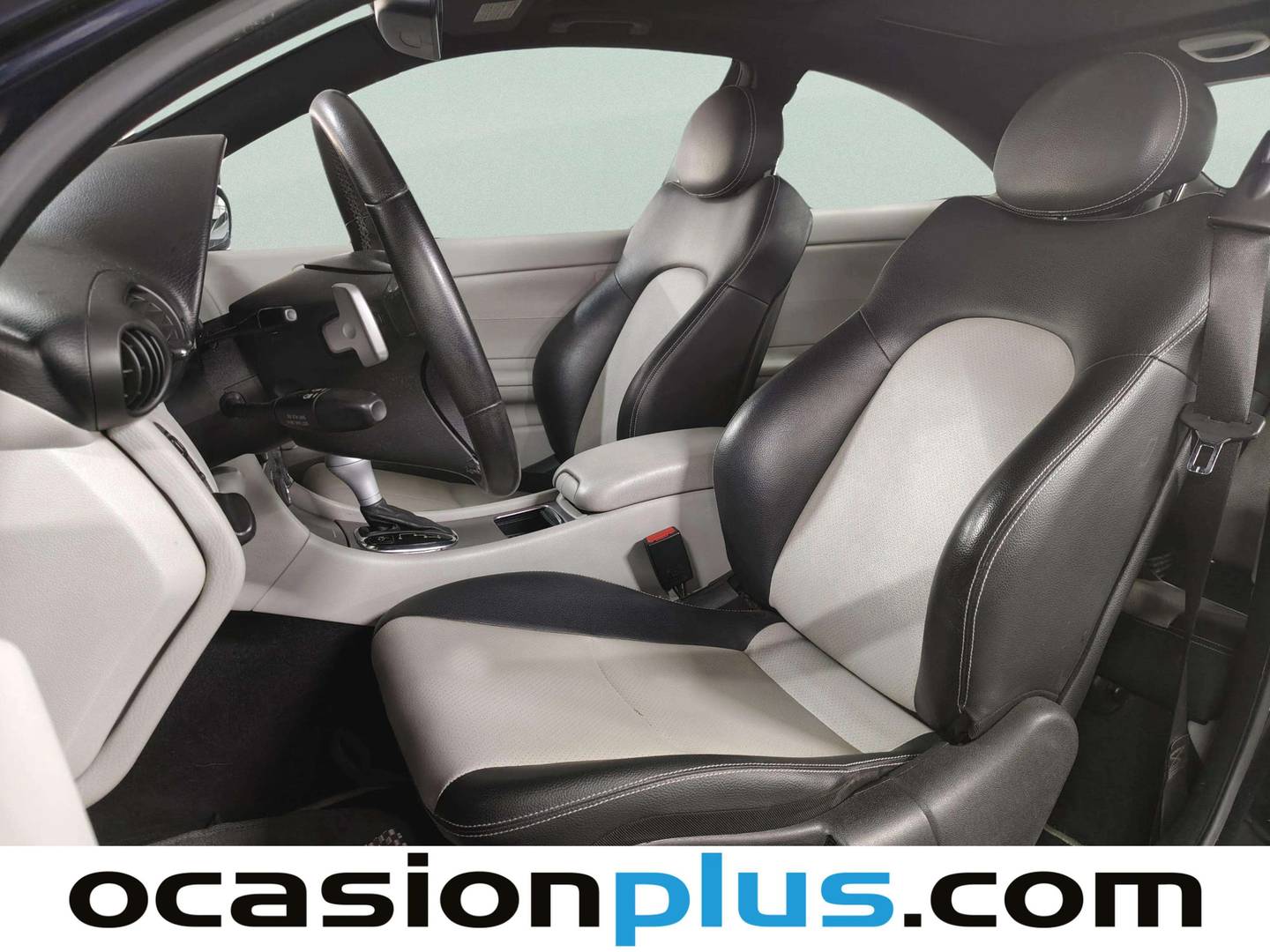 Foto asientos delanteros Mercedes Clase CLC Mercedes Clase CLC 220 CDI (150 CV)