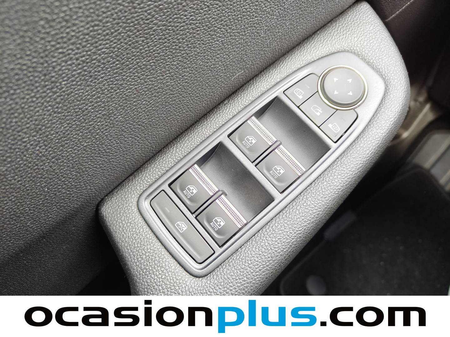 Foto Renault Clio Renault Clio Zen Blue dCi (115 CV)