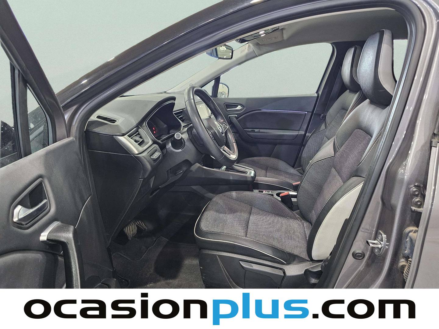 Foto asientos delanteros Renault Captur Renault Captur Zen E-TECH Híbrido (145 CV)