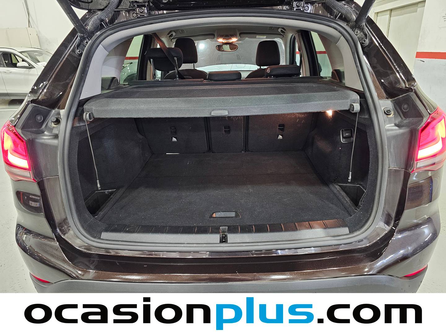 Foto BMW X1 BMW X1 sDrive16d Business (116 CV)