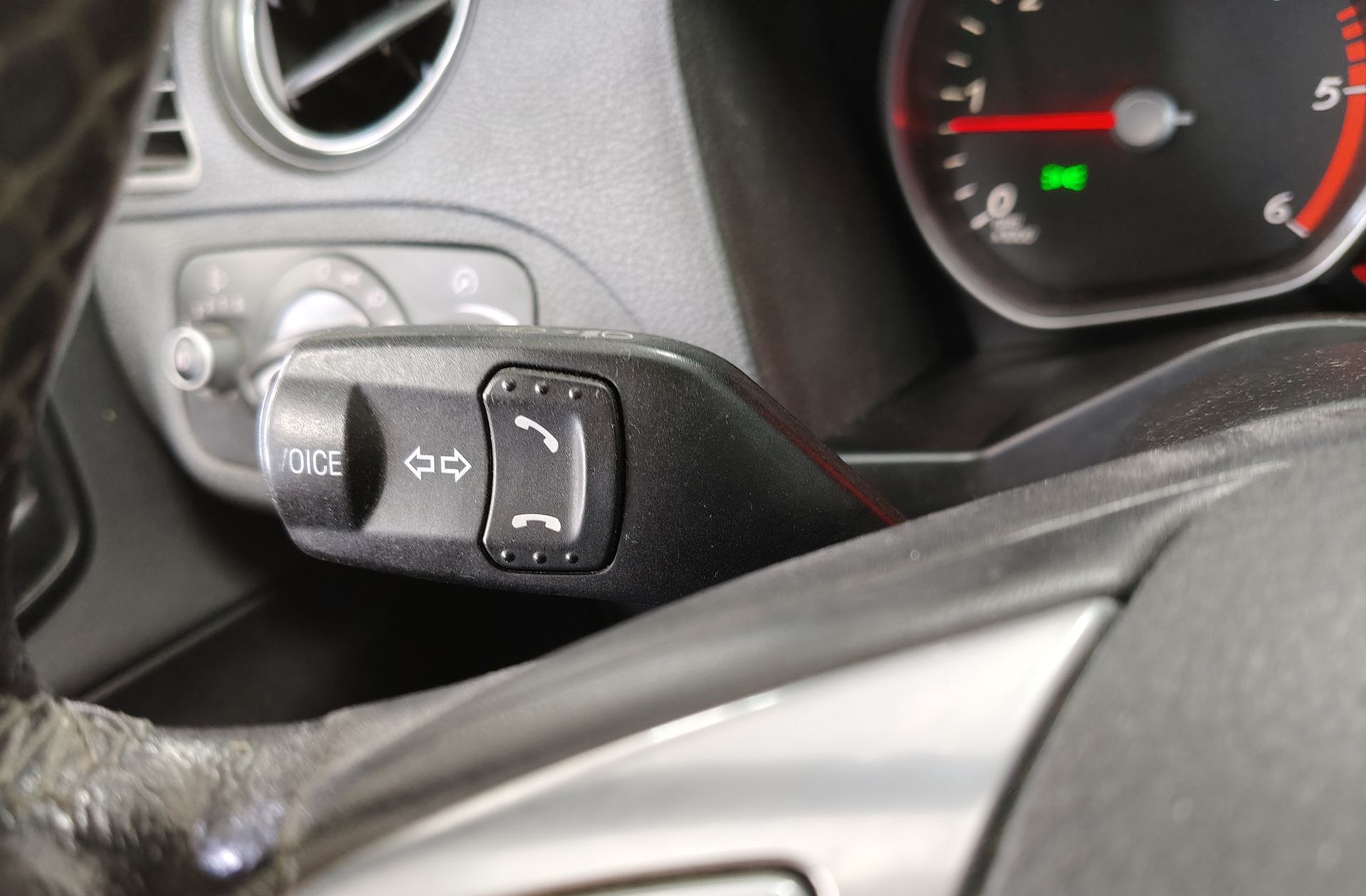 Ford S-Max 2.0 TDCi Trend Powershift - foto 21