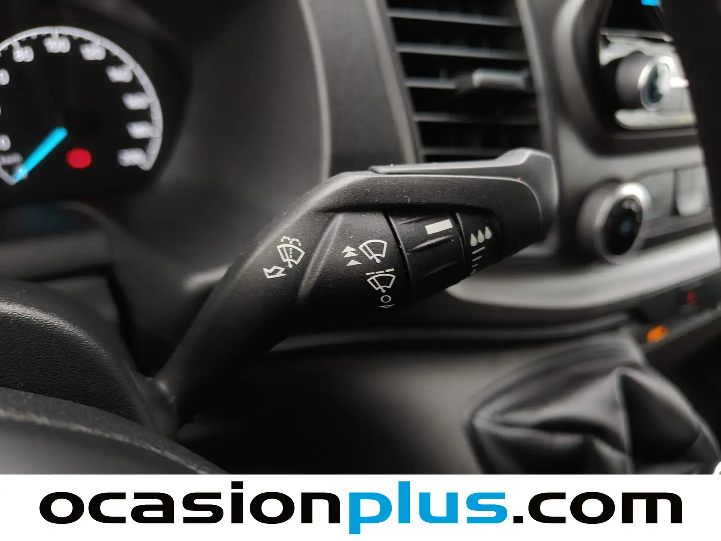 Foto Ford Transit Custom Ford Transit Custom Kombi 2.0 TDCI 320 L1 Trend (130 CV) 9 Plazas