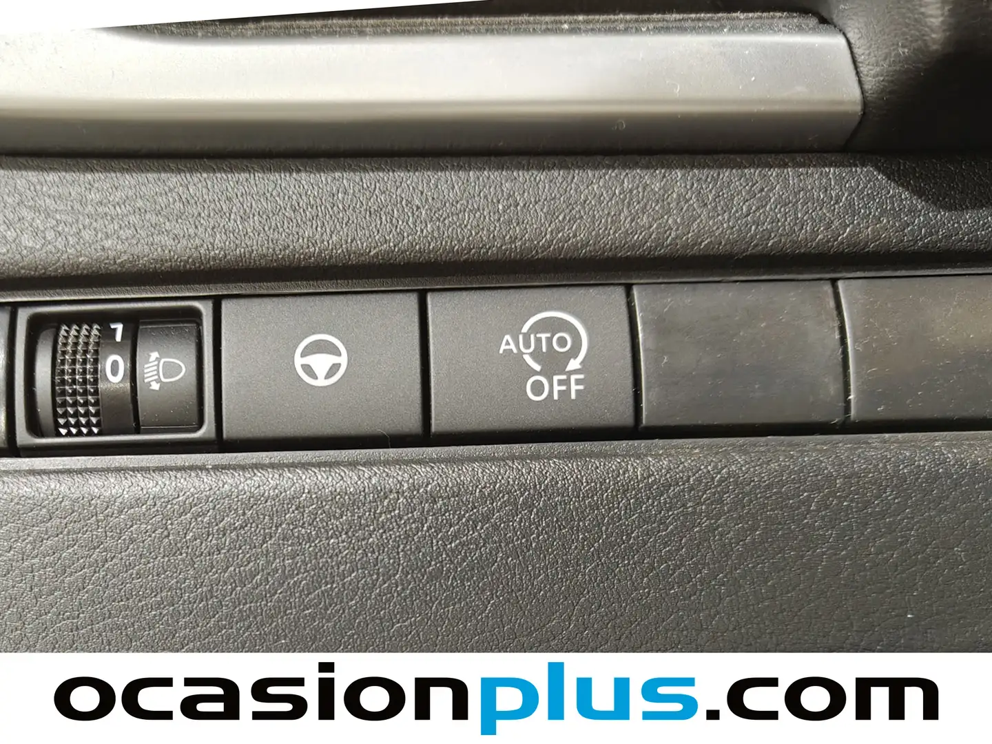 Foto Nissan QASHQAI Nissan Qashqai DIG-T 140 N-Connecta (140 CV)