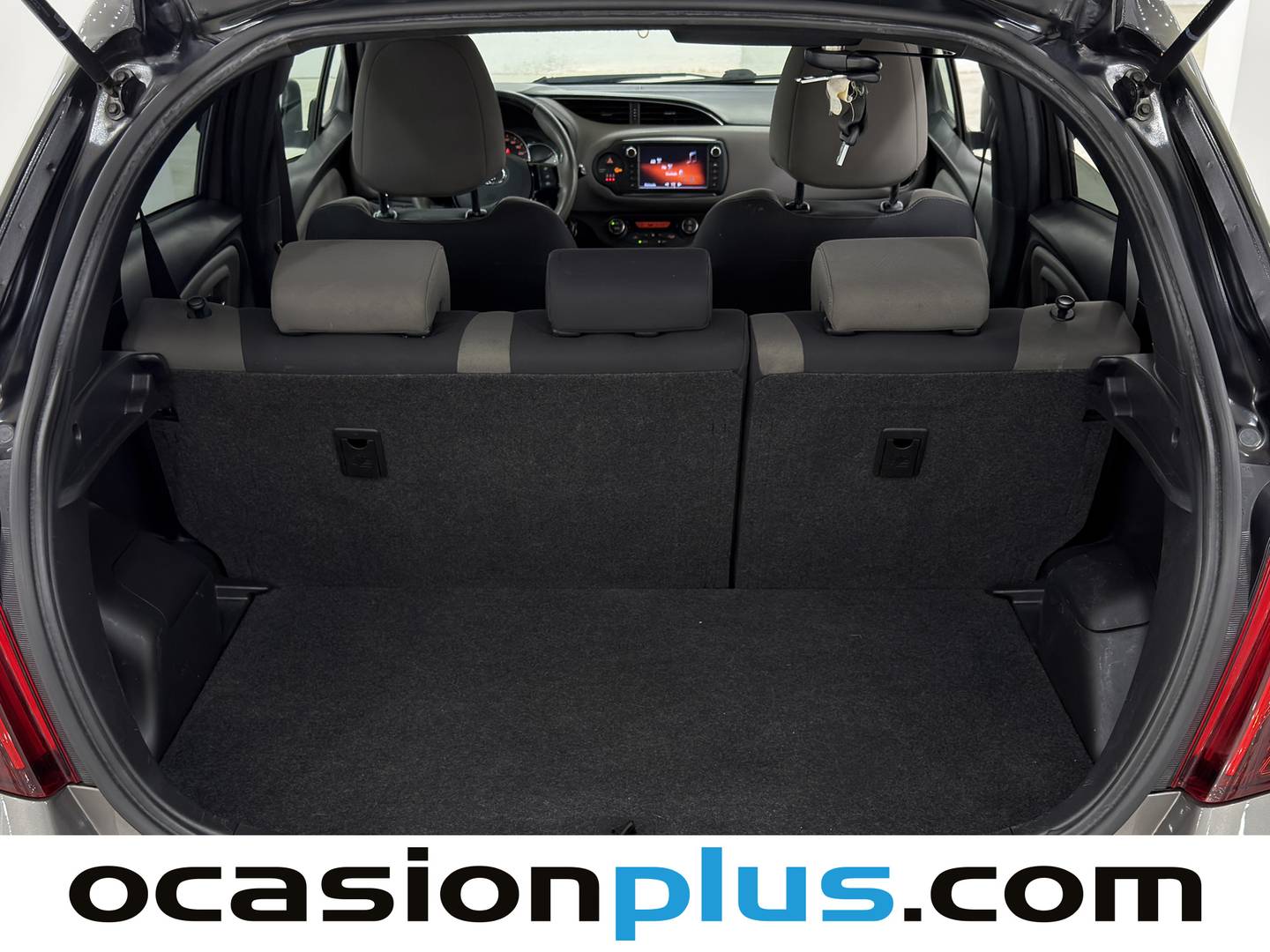 Fotos maletero Toyota Yaris Toyota Yaris 1.3 100 Feel (99 CV)