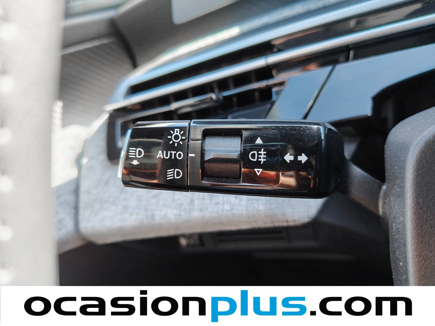 Peugeot 3008 Peugeot 3008 Hybrid 145 Allure eDCS6 (145 CV) 2026