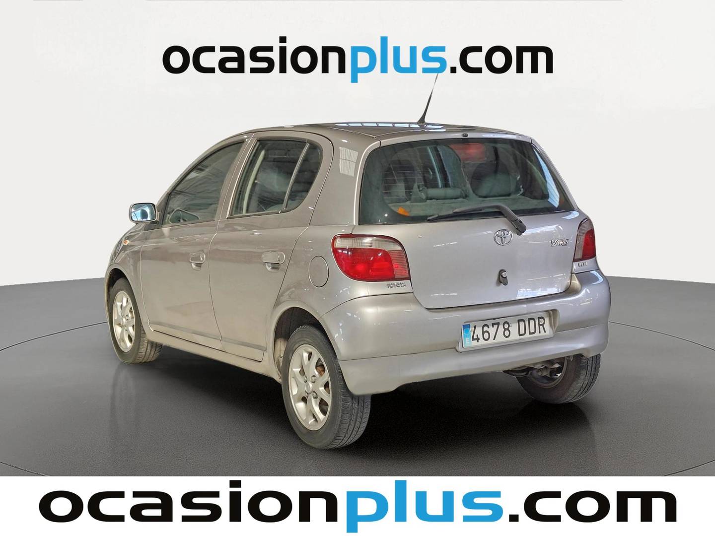 Foto trasera Toyota Yaris Toyota Yaris 1.3 VVT-i Sol (87 CV) izquierda