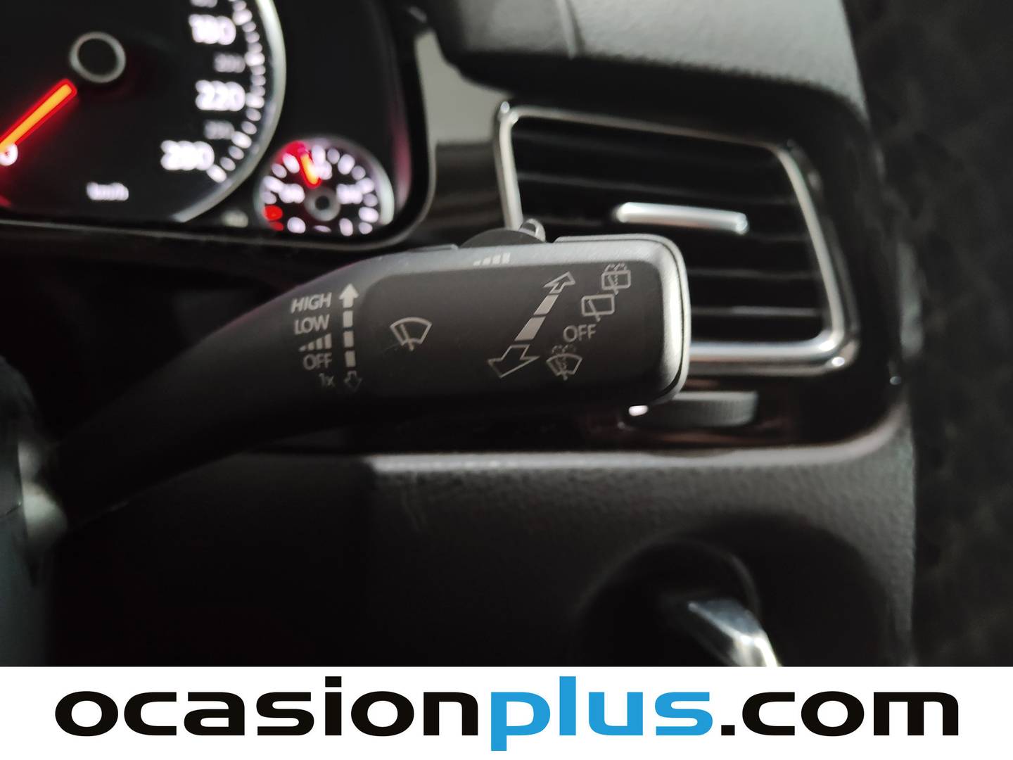 Foto Volkswagen Touareg Volkswagen Touareg R-Line 3.0 TDI BMT (204 CV) Tiptronic