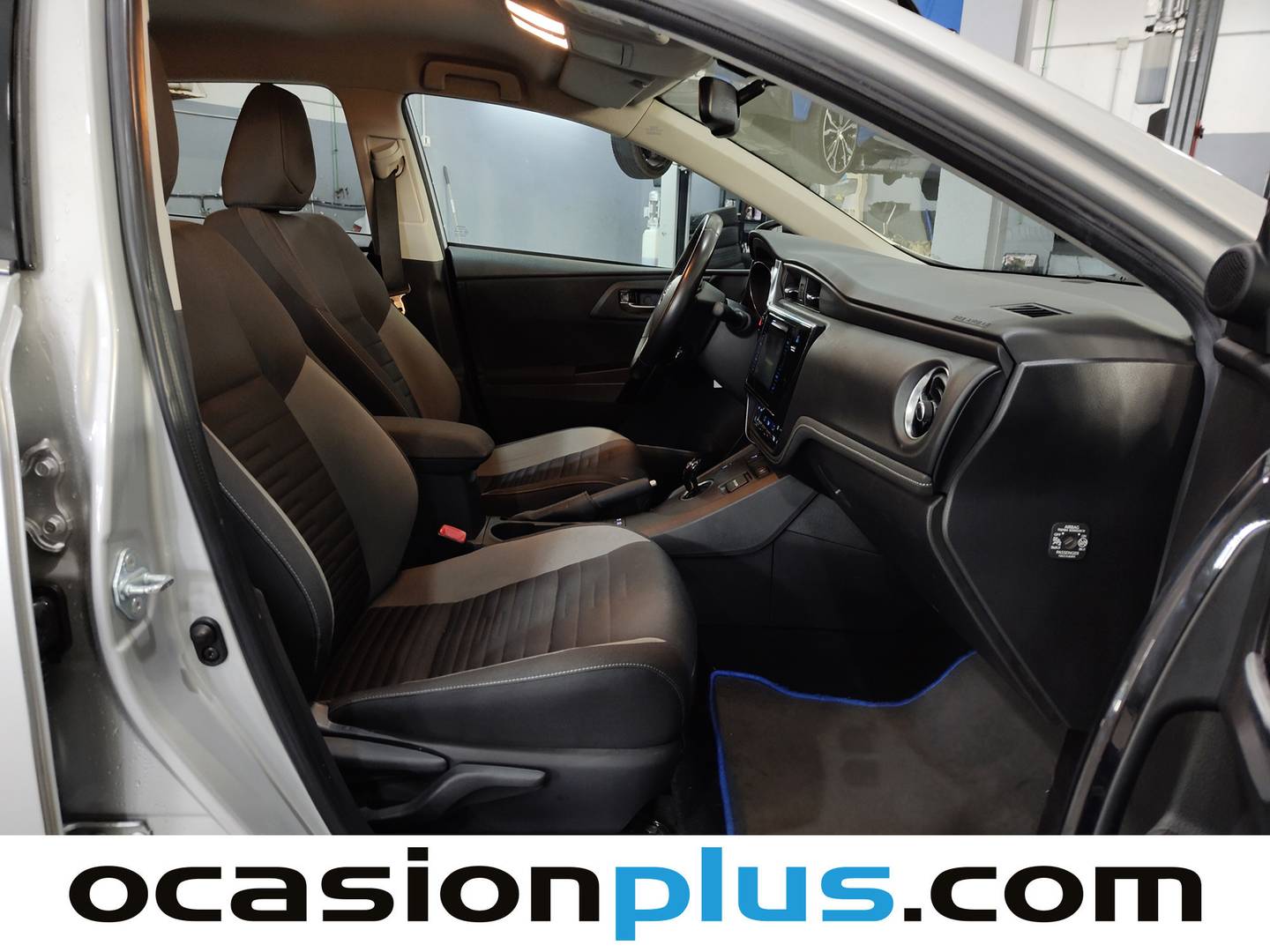 Foto Toyota Auris Toyota Auris 140H Hybrid Active (136 CV)