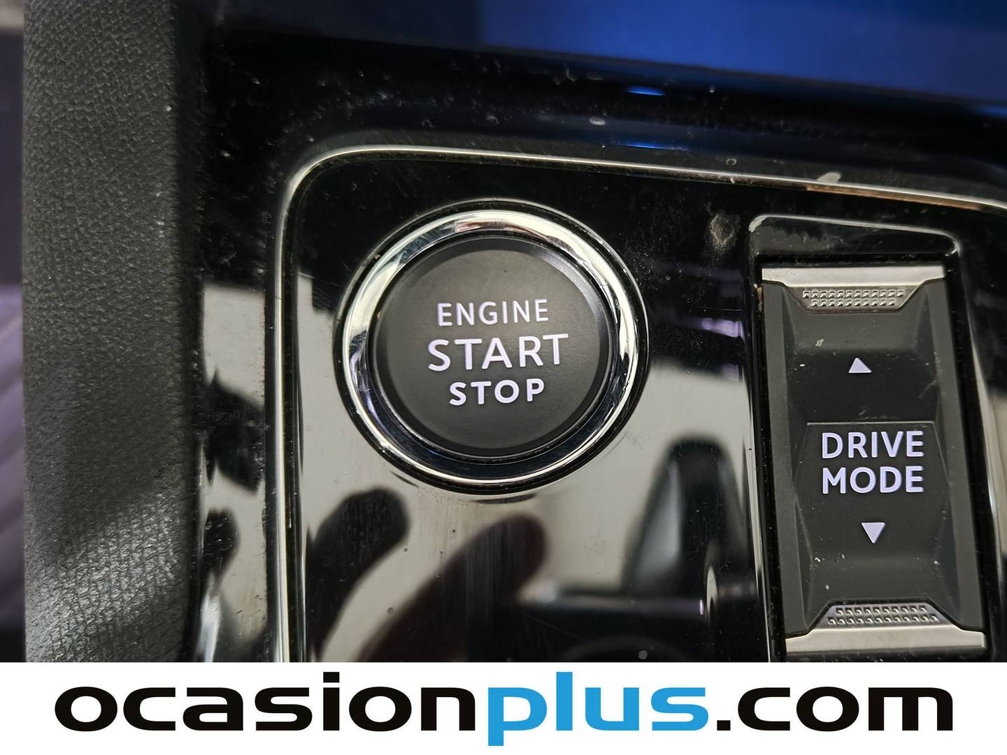 Foto Peugeot 3008 Hybrid Peugeot 3008 Hybrid 300 Allure Pack e-EAT8 (300 CV)