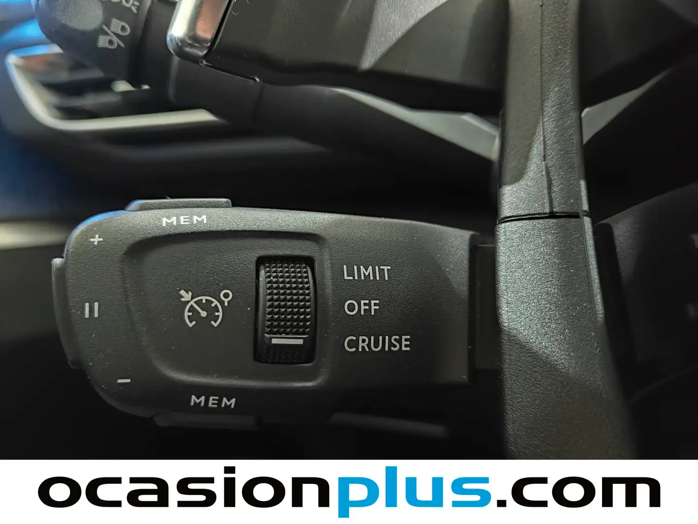 Foto Peugeot 3008 Hybrid Peugeot 3008 3008 Hybrid 300 Allure Pack e-EAT8 (300 CV)