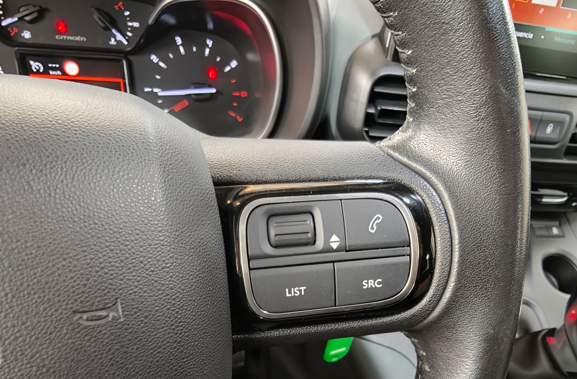 Citroën Berlingo BlueHDi 100 Talla M Shine Pack XTR - foto 31