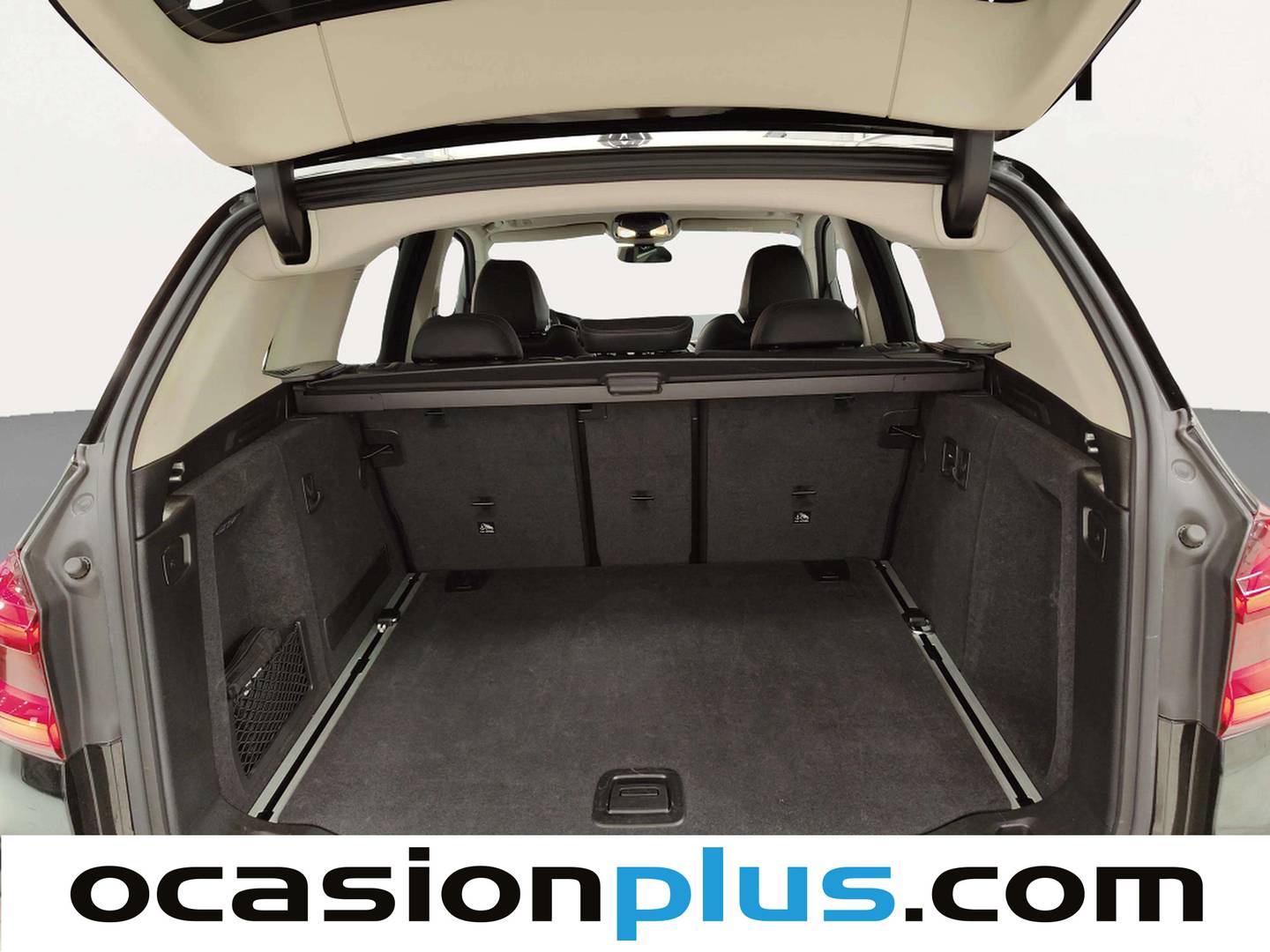 Fotos maletero BMW X3 BMW X3 sDrive18d (150 CV)