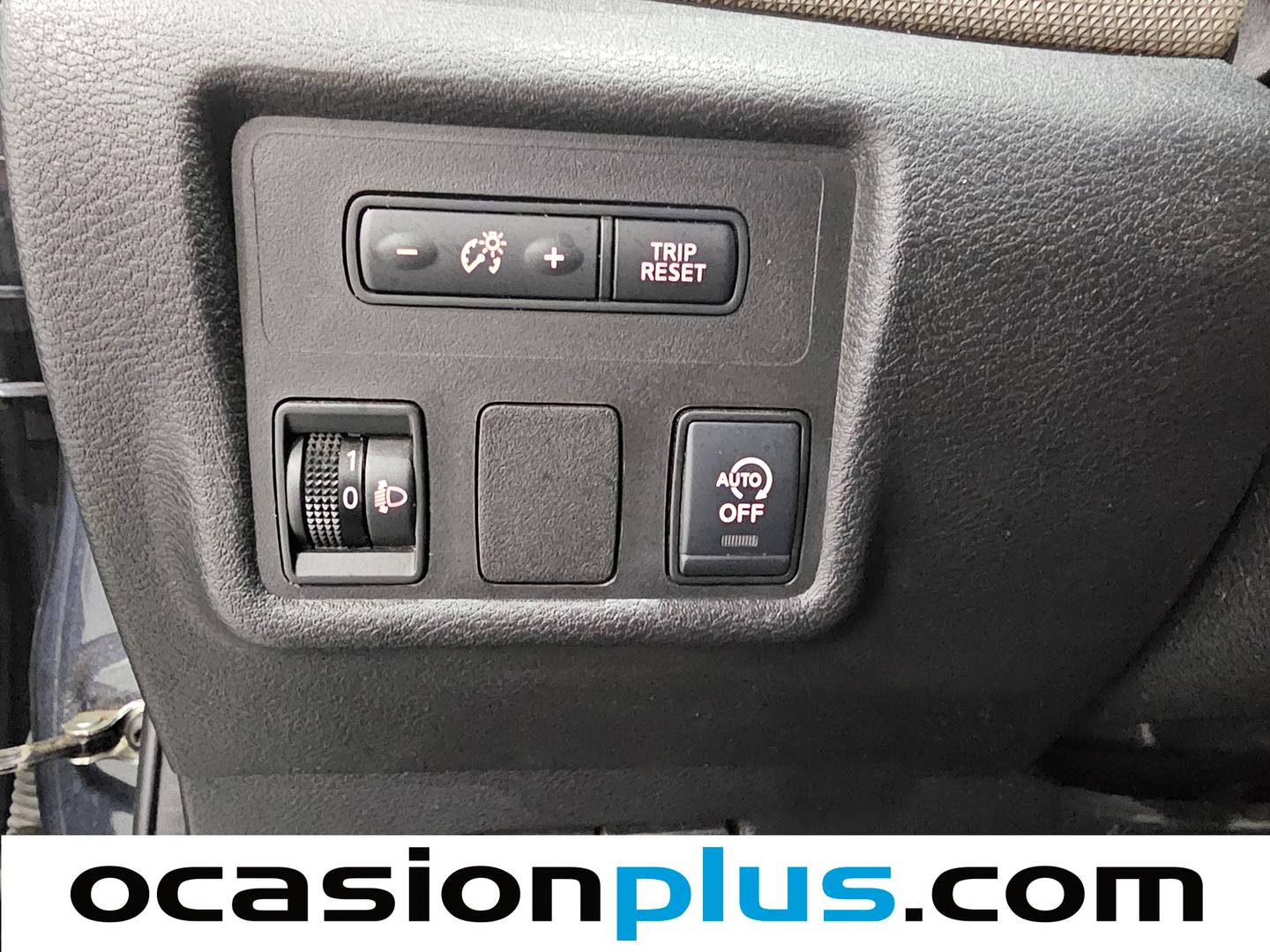 Extras y acabados del Nissan Micra Nissan Micra DIG-T 117 Acenta (117 CV)