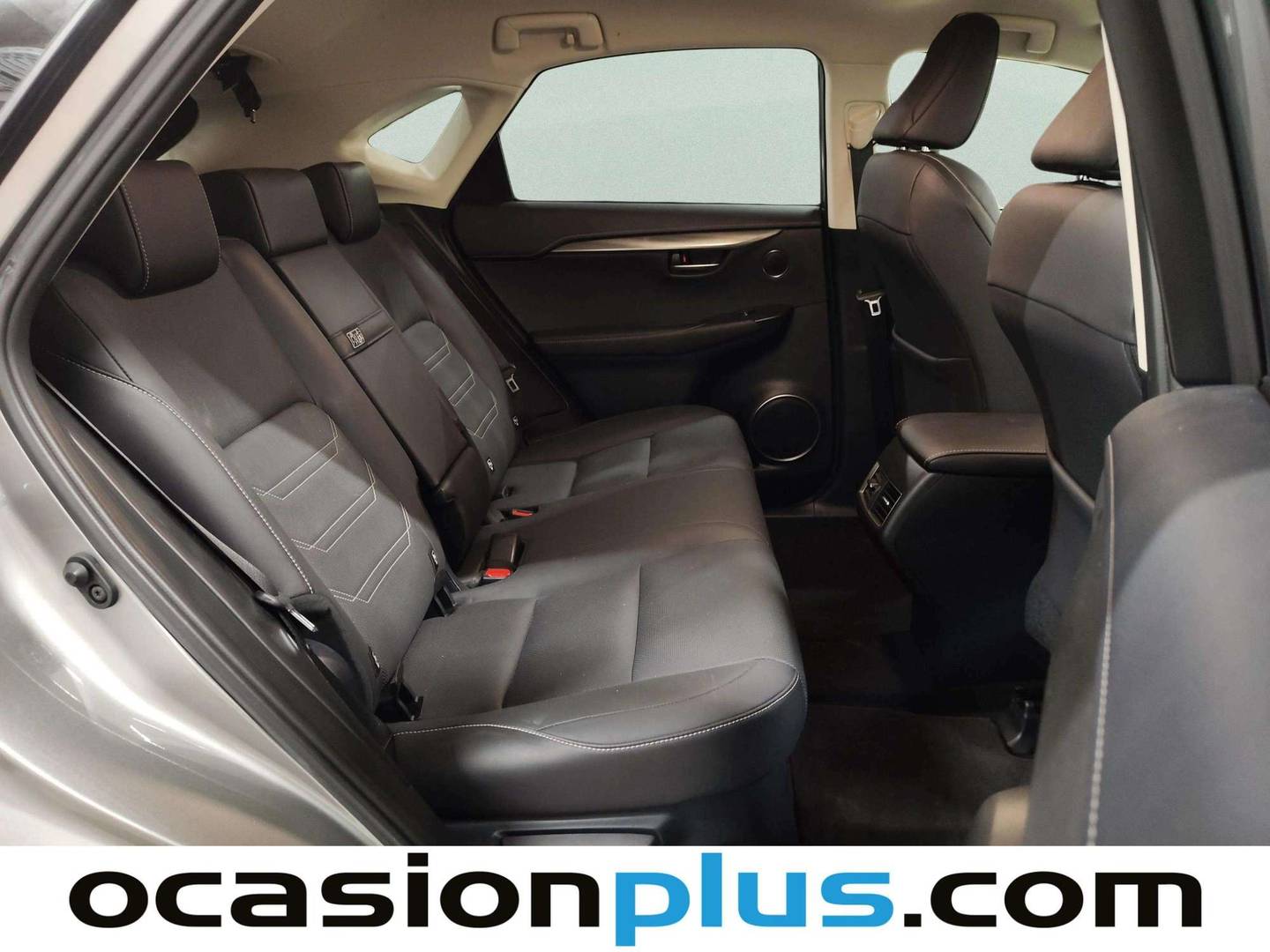 Lexus NX Lexus NX NX 300h Luxury 4WD (197 CV) km 0