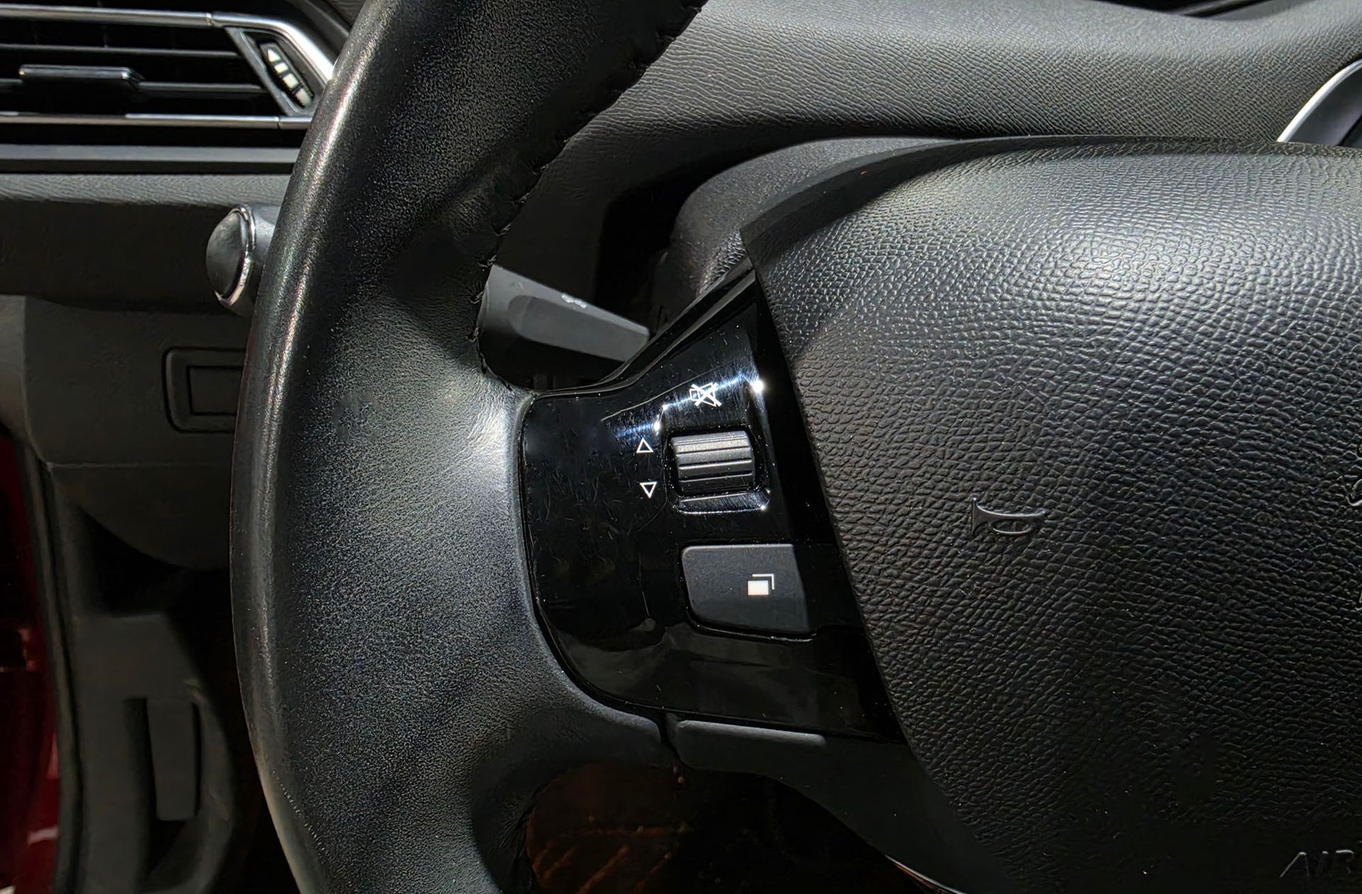 Peugeot 308 PureTech 130 Allure Pack - foto 25