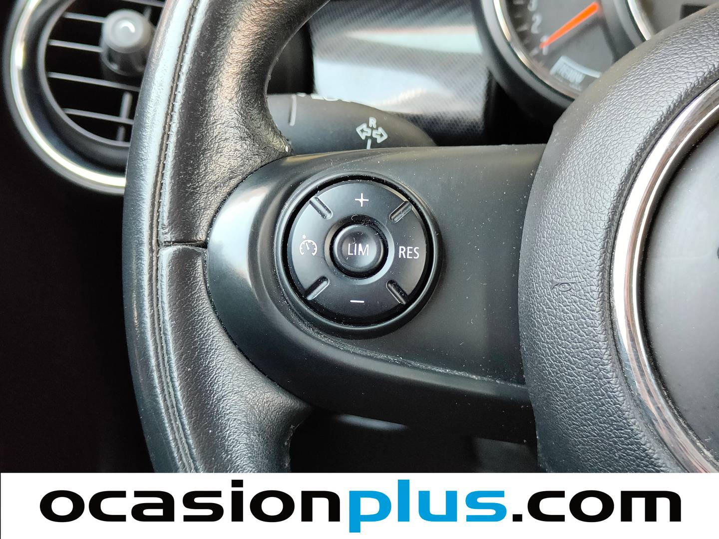 Equipamiento del Mini MINI Cooper Mini MINI Cooper (136 CV)