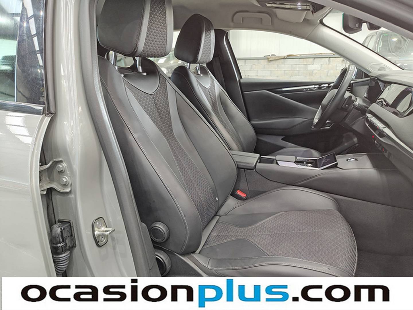 Foto DS DS 4 DS DS4 BlueHDi 130 Trocadero Auto (130 CV)