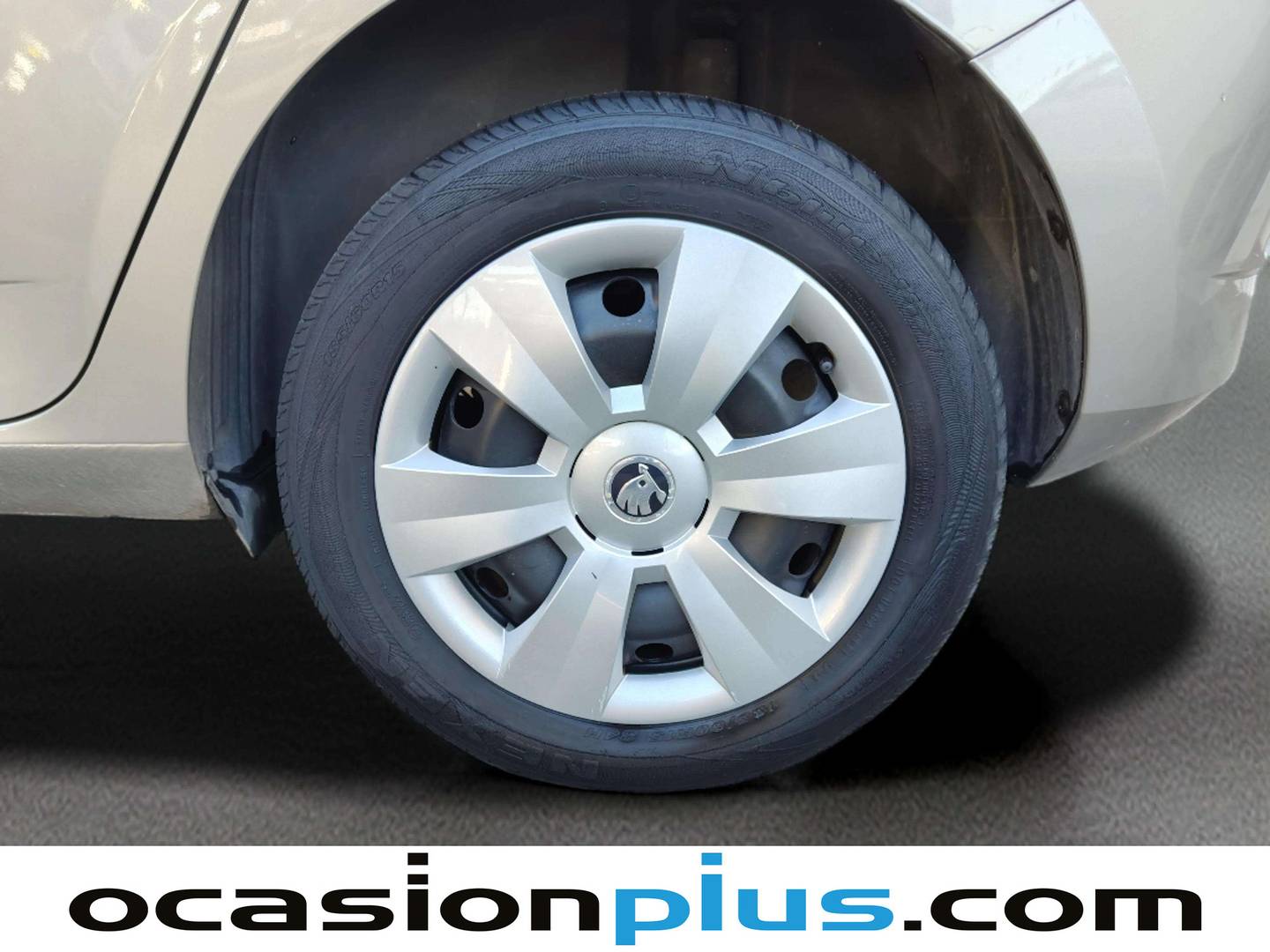 Skoda Fabia Skoda Fabia 1.0 MPI Business (75 CV) gasolina